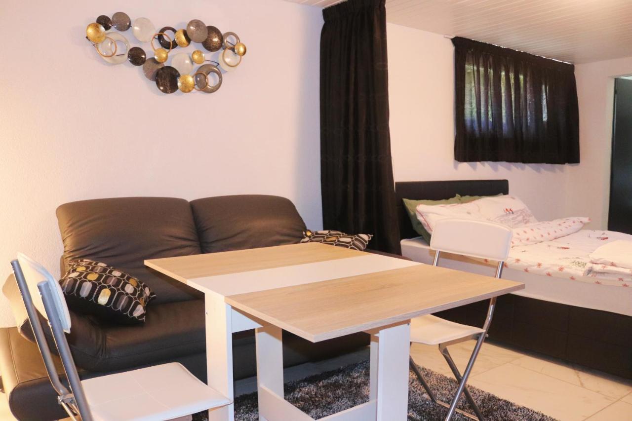 La Lapia Apartment Monthey Luaran gambar
