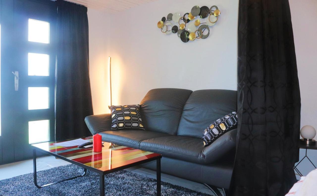 La Lapia Apartment Monthey Luaran gambar
