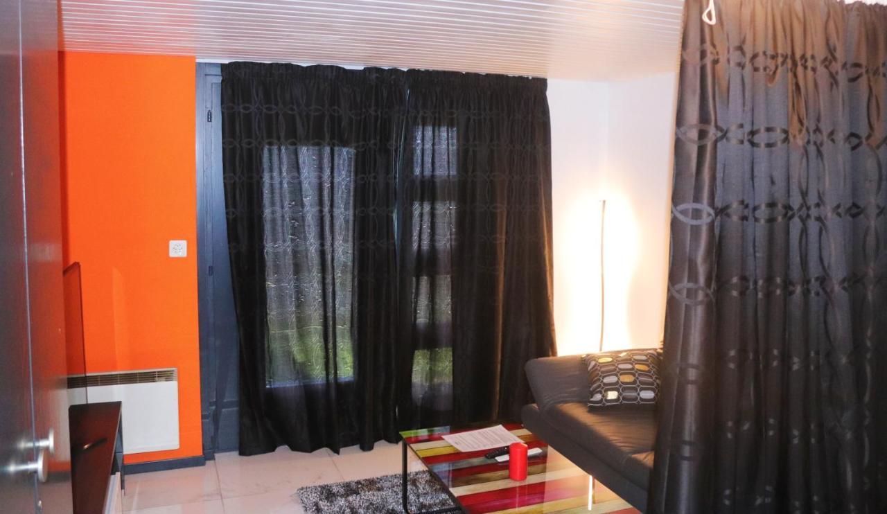 La Lapia Apartment Monthey Luaran gambar